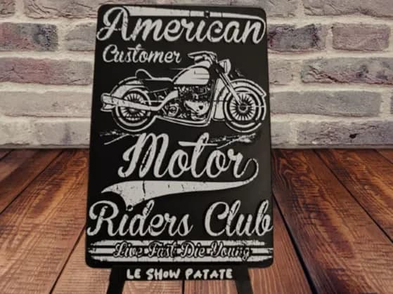 Plaque vintage Moto hueforge by leshowpatate HueForge model: Plaque vintage Moto hueforge by leshowpatate