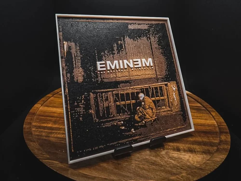 Eminem – The Marshall Mathers LP (Album Art) by HugheCraft HueForge model: Eminem – The Marshall Mathers LP (Album Art) by HugheCraft