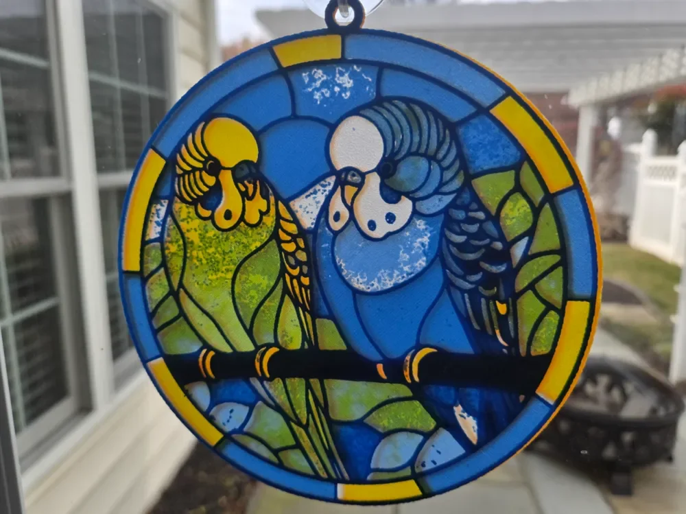 Budgies (Parakeets) in Stained-glass Style by tlavedas HueForge model: Budgies (Parakeets) in Stained-glass Style by tlavedas
