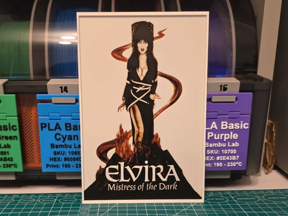 Elvira: Mistress of the Dark - Hueforge Art by Lumpy3D HueForge model: Elvira: Mistress of the Dark - Hueforge Art by Lumpy3D