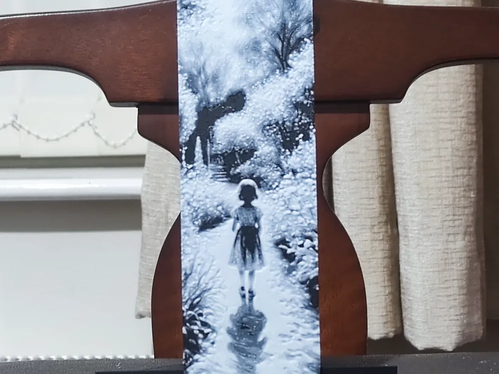 In The Night Garden Bookmark - 2 Color by BoDad HueForge model: In The Night Garden Bookmark - 2 Color by BoDad