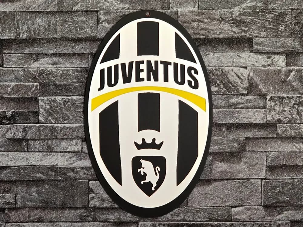 Hueforge Juventus 4 colors by StefBull85 HueForge model: Hueforge Juventus 4 colors by StefBull85