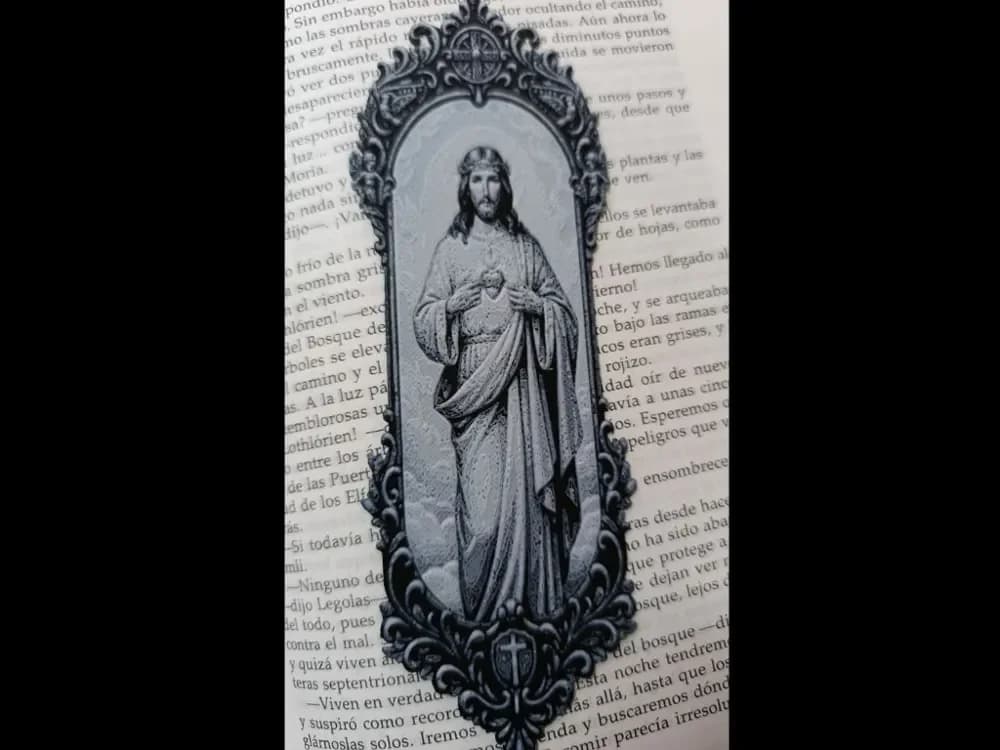 Sacred Heart of Jesus 2 by FYTY112 HueForge model: Sacred Heart of Jesus 2 by FYTY112