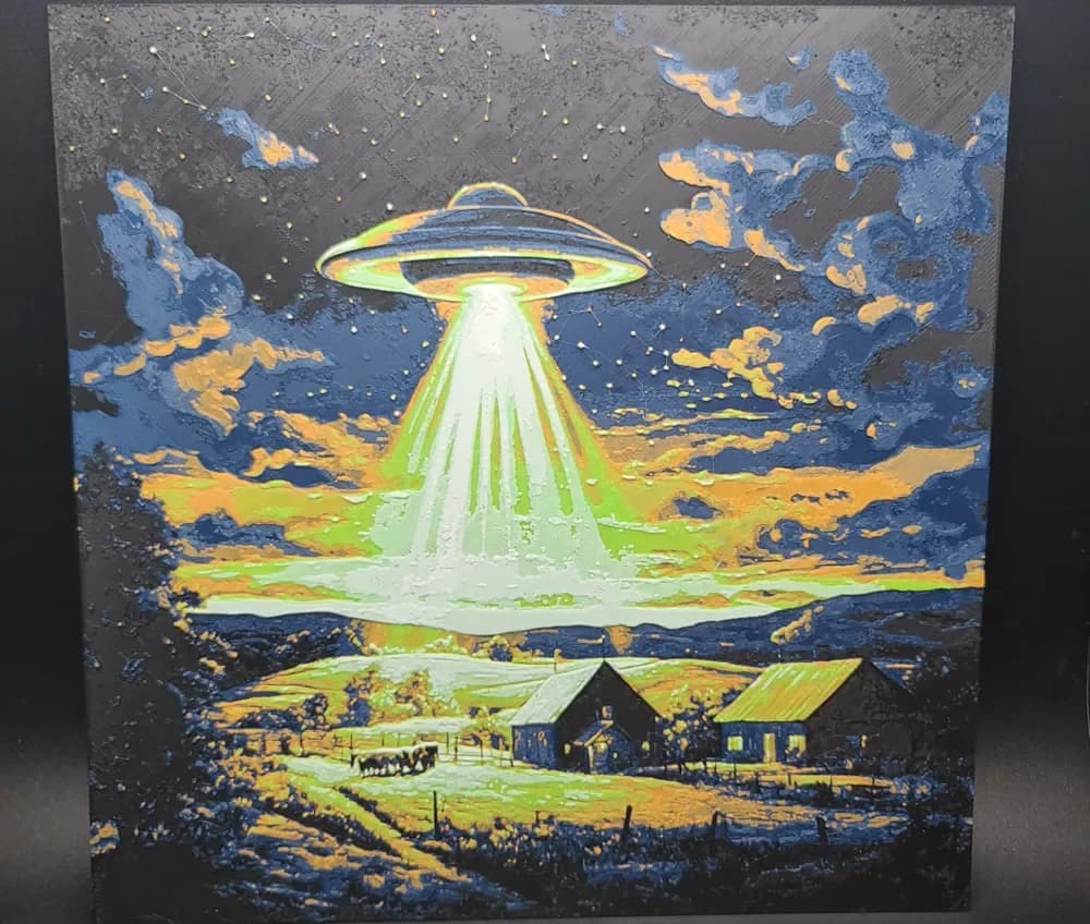 UFO Hueforge by the_bearded_jedi HueForge model: UFO Hueforge by the_bearded_jedi