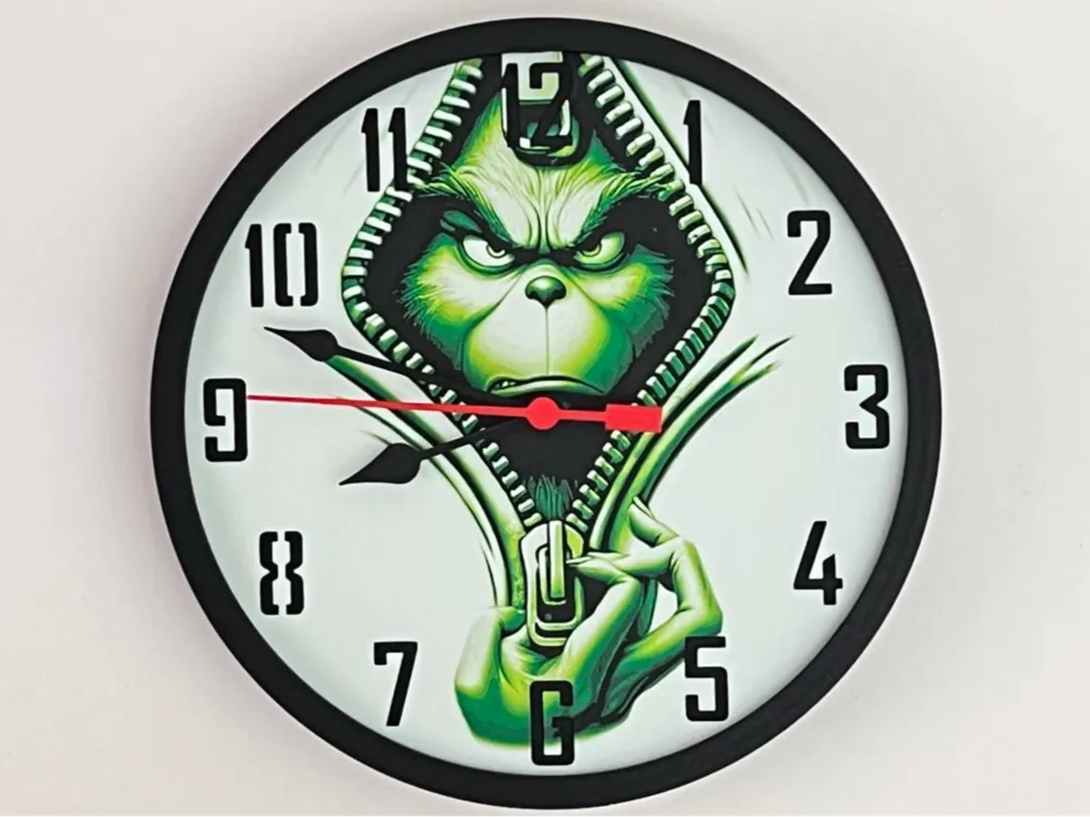 Customizable Clock - The Grinch by 3djd HueForge model: Customizable Clock - The Grinch by 3djd