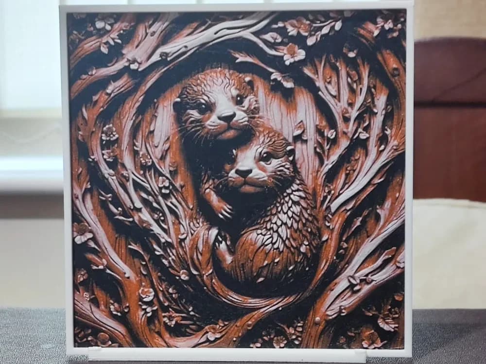 HueForge model: Wood Carving Otters - HueForge 3 Color by BoDad