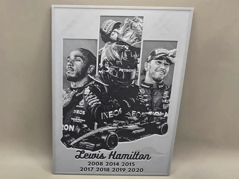Lewis Hamilton - HueForge by keko HueForge model: Lewis Hamilton - HueForge by keko