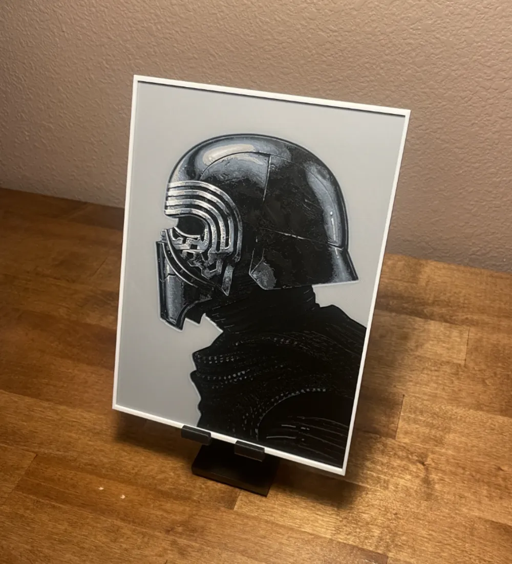 Hueforge - Star Wars - Kylo Ren Side View by Cloudy Nostalgia HueForge model: Hueforge - Star Wars - Kylo Ren Side View by Cloudy Nostalgia