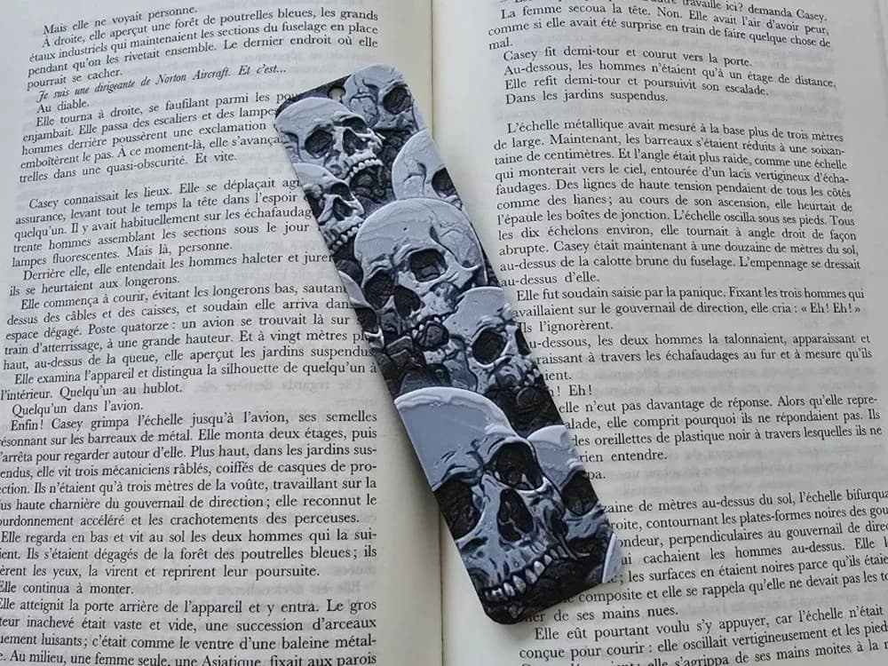 Bookmark Skull by Kactus Fpv HueForge model: Bookmark Skull by Kactus Fpv
