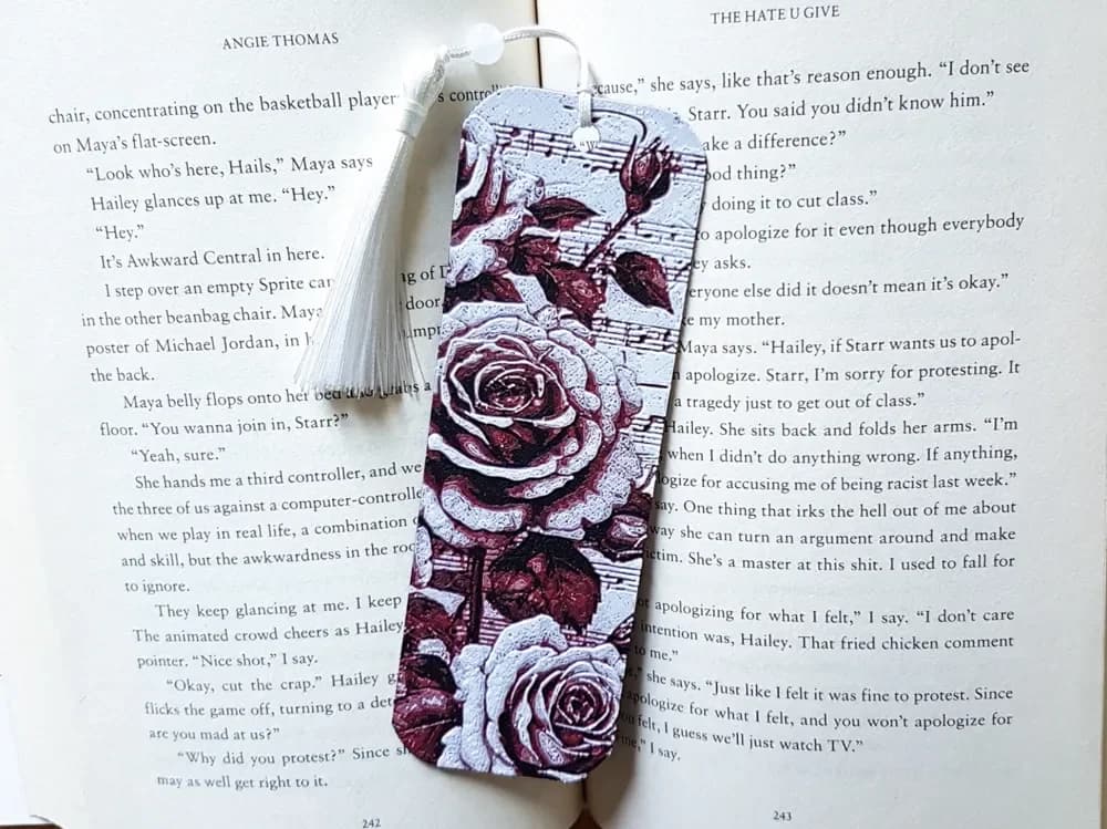 Bookmark, Roses on Sheet Music by Dame Jo HueForge model: Bookmark, Roses on Sheet Music by Dame Jo