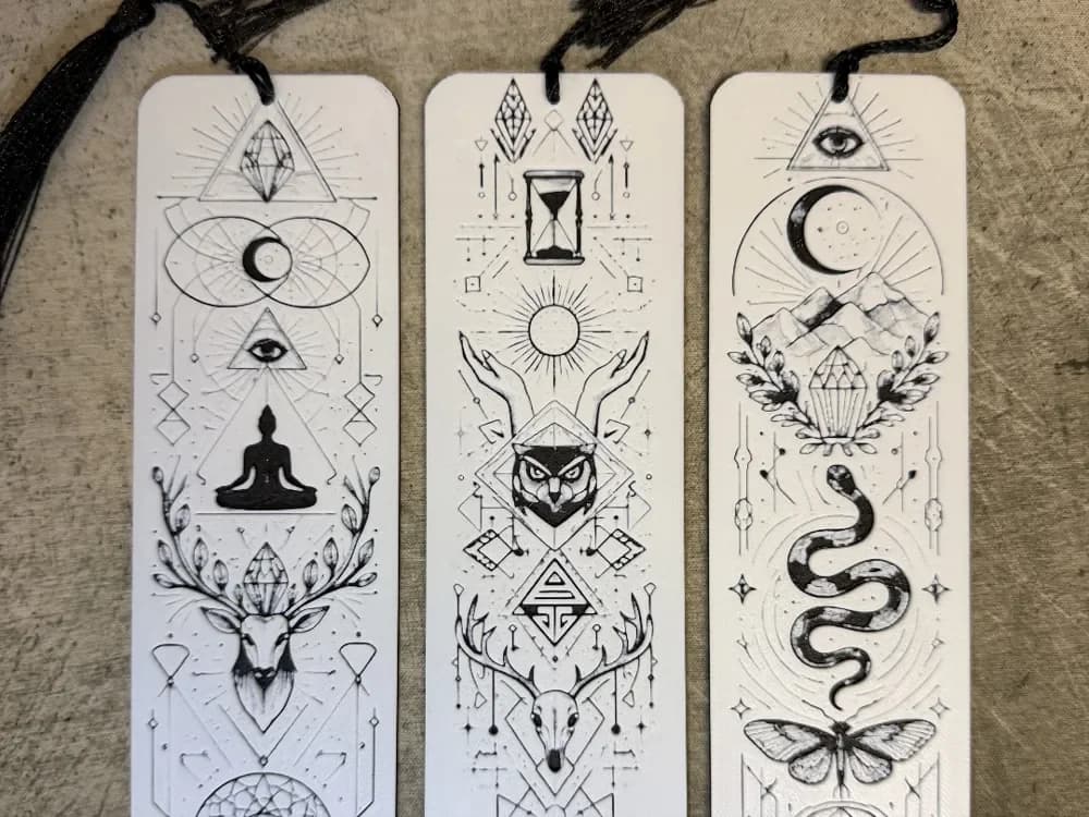 Mystical Bookmarks – Set of 3 | Minimal Line Art by Loupes HueForge model: Mystical Bookmarks – Set of 3 | Minimal Line Art by Loupes