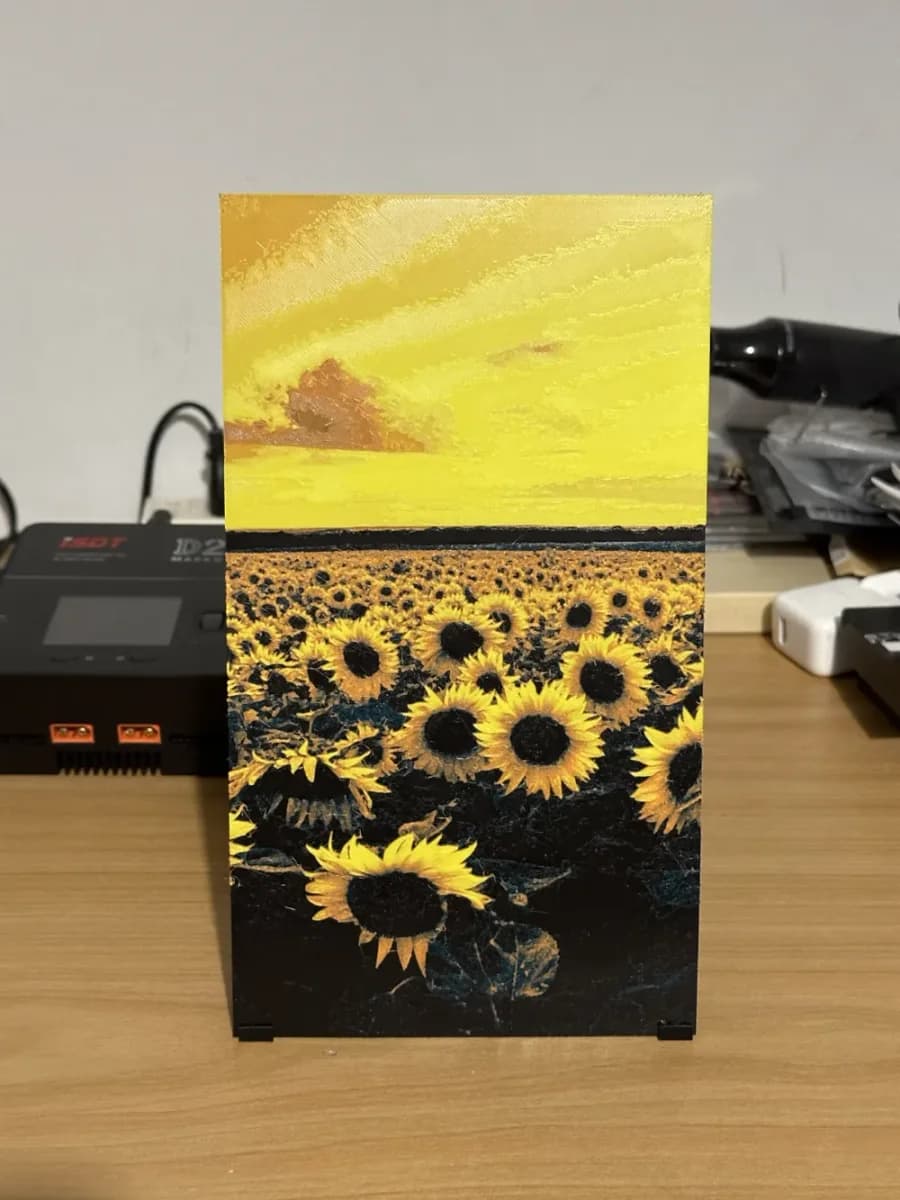 Sunflowers HueForge by enricoRE HueForge model: Sunflowers HueForge by enricoRE