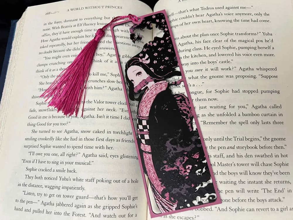 Nezuko Framed Cutout, Demon Slayer Bookmark by 3djd HueForge model: Nezuko Framed Cutout, Demon Slayer Bookmark by 3djd