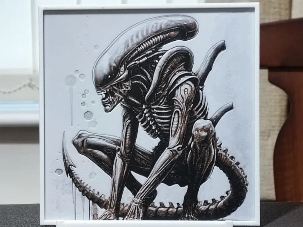 Xenomorph v1 - HueForge 3 Color by BoDad HueForge model: Xenomorph v1 - HueForge 3 Color by BoDad