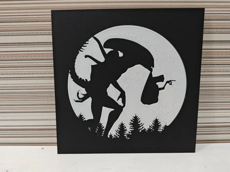 Hueforge from Alien and ET Hueforge from Alien and ET