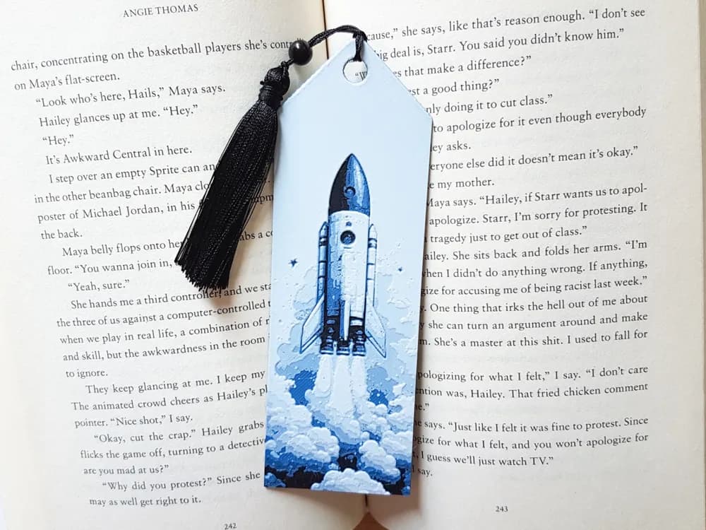 Bookmark, Rocket to the Moon by Dame Jo HueForge model: Bookmark, Rocket to the Moon by Dame Jo