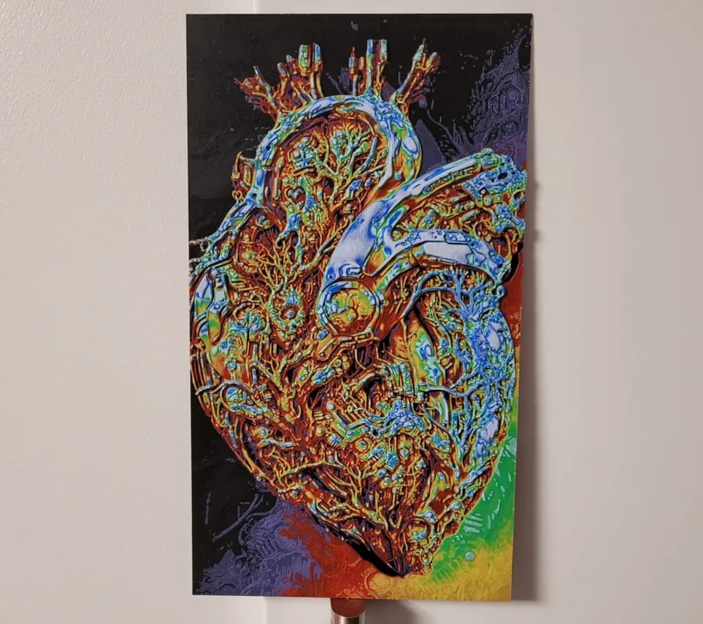 HueForge model: Psychedelic Futuristic Heart - Hueforge by Vincent111