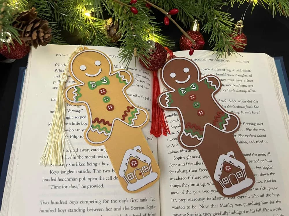 Gingerbread Bookmark / Ornament by 3djd HueForge model: Gingerbread Bookmark / Ornament by 3djd