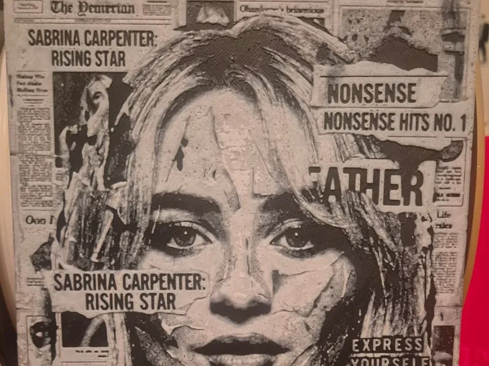 Sabrina carpenter newspaper hueforge by Buntsta HueForge model: Sabrina carpenter newspaper hueforge by Buntsta