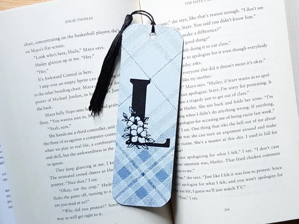 Monogram L Bookmark. Hueforge by Dame Jo HueForge model: Monogram L Bookmark. Hueforge by Dame Jo