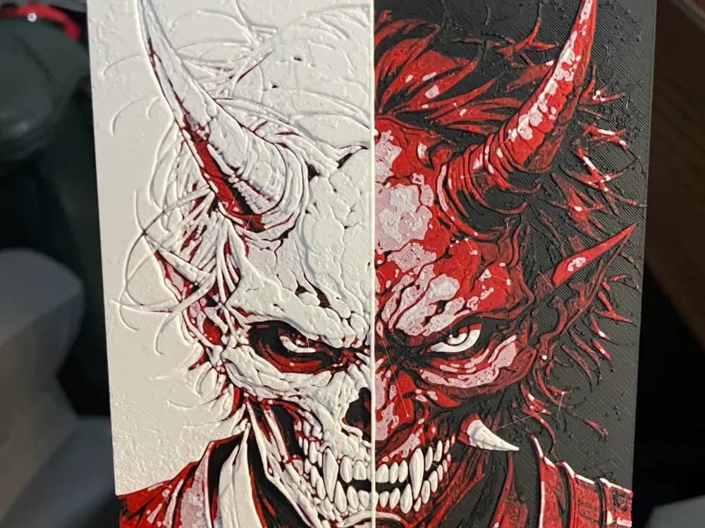 Oni Half/Half V2 Hueforge by Advancedtechworldwide HueForge model: Oni Half/Half V2 Hueforge by Advancedtechworldwide