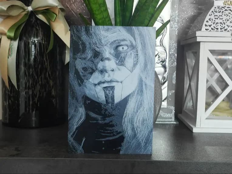 Alicia Expedition 33 Hueforge by S1M0N389 HueForge model: Alicia Expedition 33 Hueforge by S1M0N389