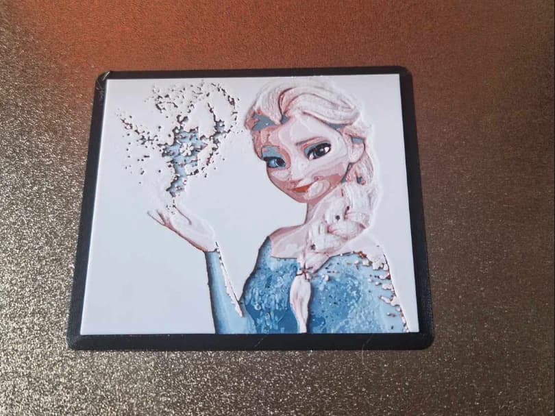 Frozen - Elsa Hueforge by Dakiren HueForge model: Frozen - Elsa Hueforge by Dakiren