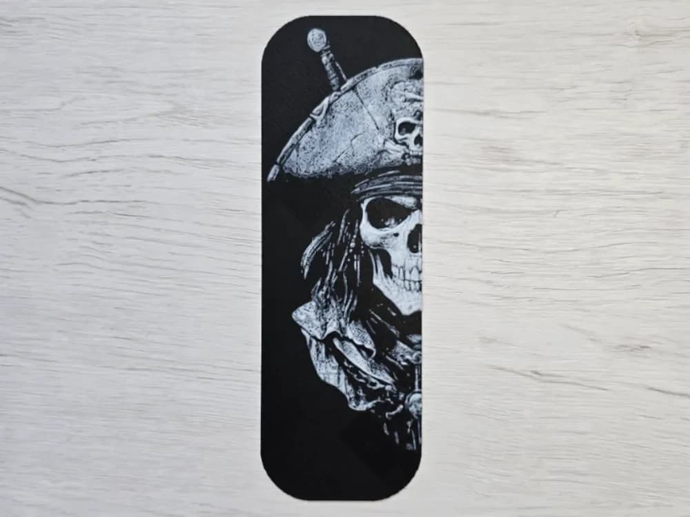 Pirate Bookmark by Atrus Design HueForge model: Pirate Bookmark by Atrus Design