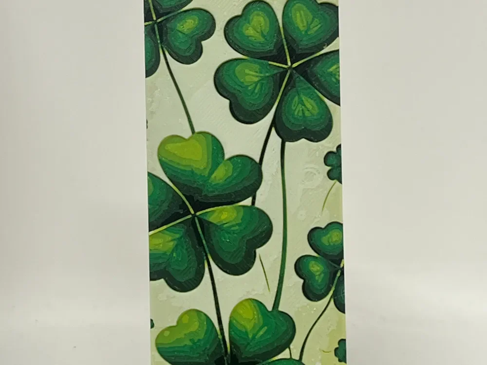 Clover Bookmark by Morganja HueForge model: Clover Bookmark by Morganja