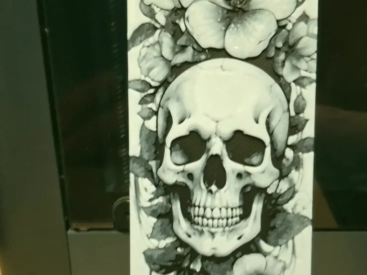 Skull and flowers bookmark - Just 2 colours v3 Skull and flowers bookmark - Just 2 colours v3