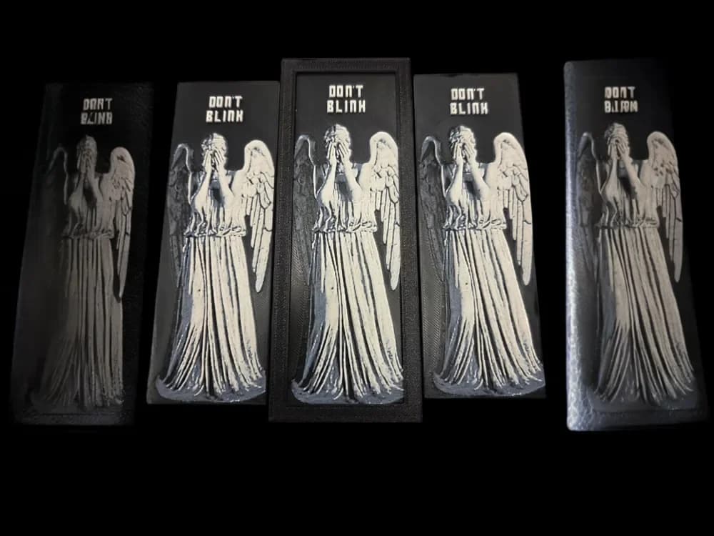 Weeping Angel Don't Blink 50x150 Bookmark by MythicHue's HueForge model: Weeping Angel Don't Blink 50x150 Bookmark by MythicHue's