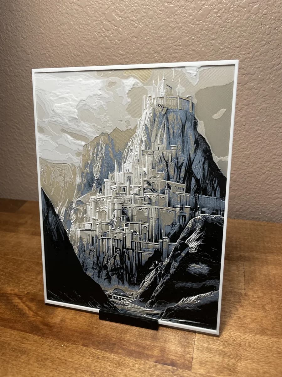 Minas Tirith by Cloudy Nostalgia HueForge model: Minas Tirith by Cloudy Nostalgia
