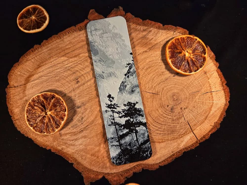 Alpine Twilight bookmark by EternalDesigns3D HueForge model: Alpine Twilight bookmark by EternalDesigns3D