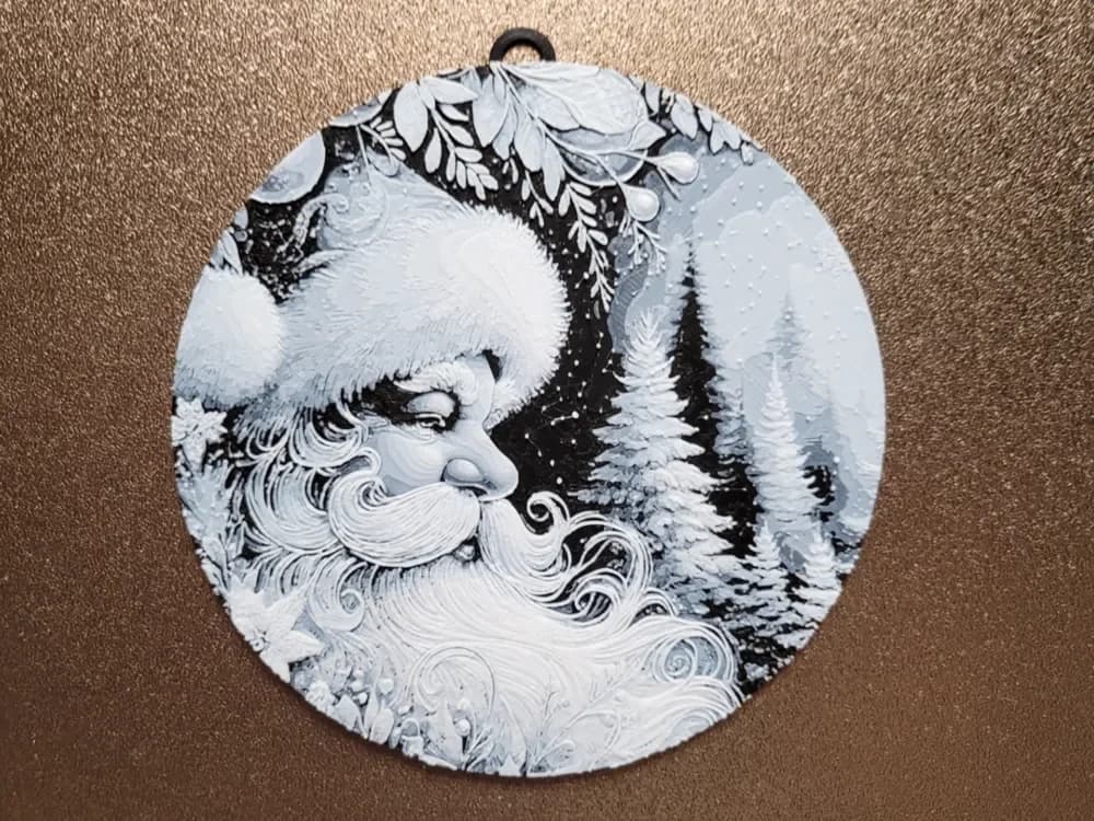 Santa Claus - Christmas Decoration - 120x120 by Vincent111 HueForge model: Santa Claus - Christmas Decoration - 120x120 by Vincent111