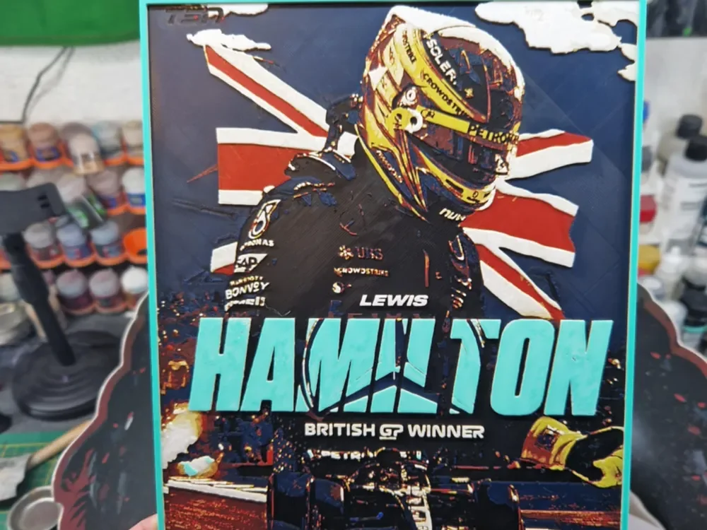 Lewis Hamilton Hueforge by Dakiren HueForge model: Lewis Hamilton Hueforge by Dakiren