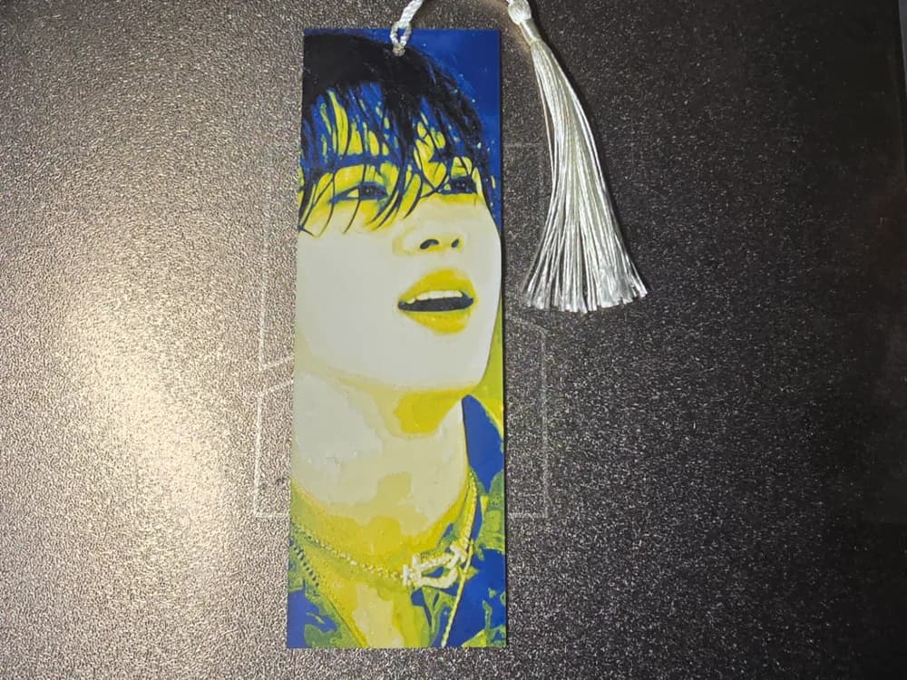 BTS Bookmark - Jin by 3D-Mentiel HueForge model: BTS Bookmark - Jin by 3D-Mentiel