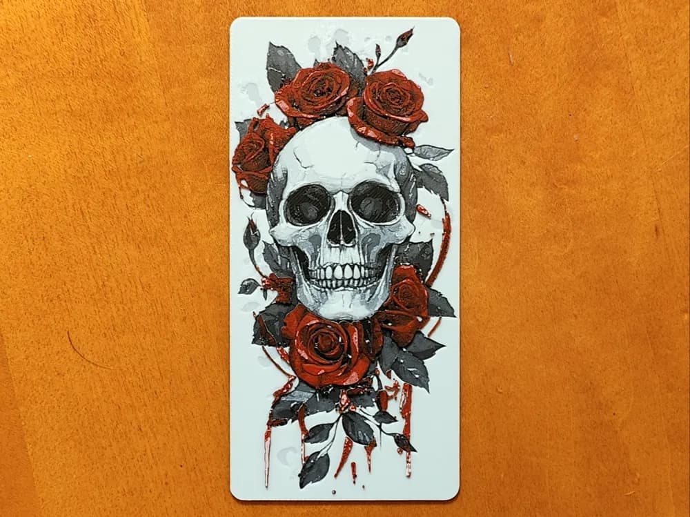 Skull and Roses Bookmark - Hueforge by Sarge HueForge model: Skull and Roses Bookmark - Hueforge by Sarge