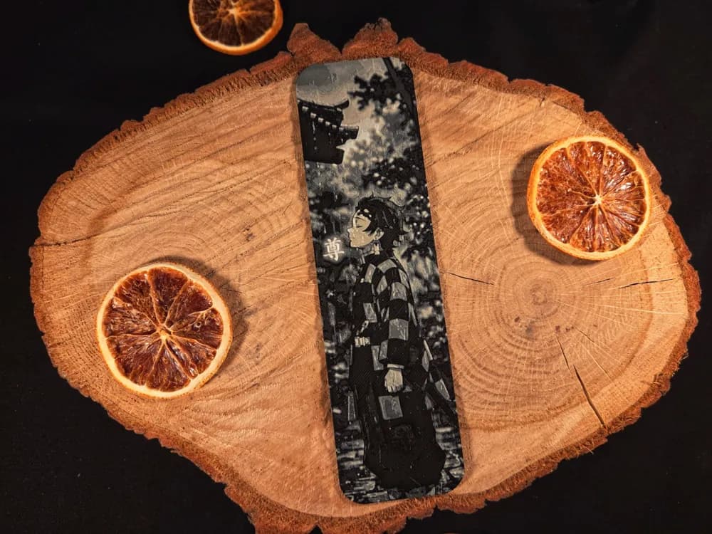 Tanjirou Kamado - Demon Slayer - bookmark by EternalDesigns3D HueForge model: Tanjirou Kamado - Demon Slayer - bookmark by EternalDesigns3D