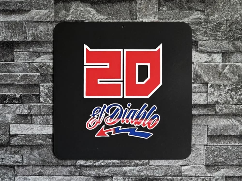 HueForge model: Hueforge Fabio Quartararo The Devil 4 colors by StefBull85