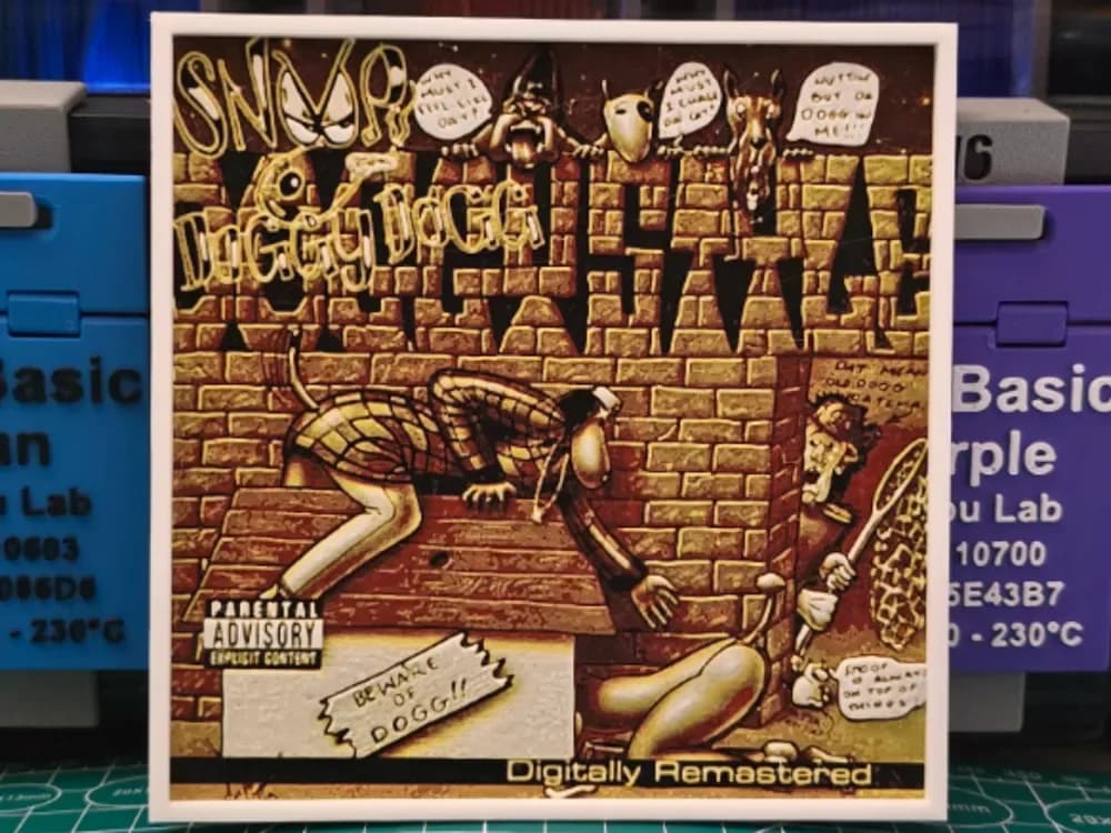Snoop Dogg "Doggystyle" Album - Hueforge Art by Lumpy3D HueForge model: Snoop Dogg "Doggystyle" Album - Hueforge Art by Lumpy3D