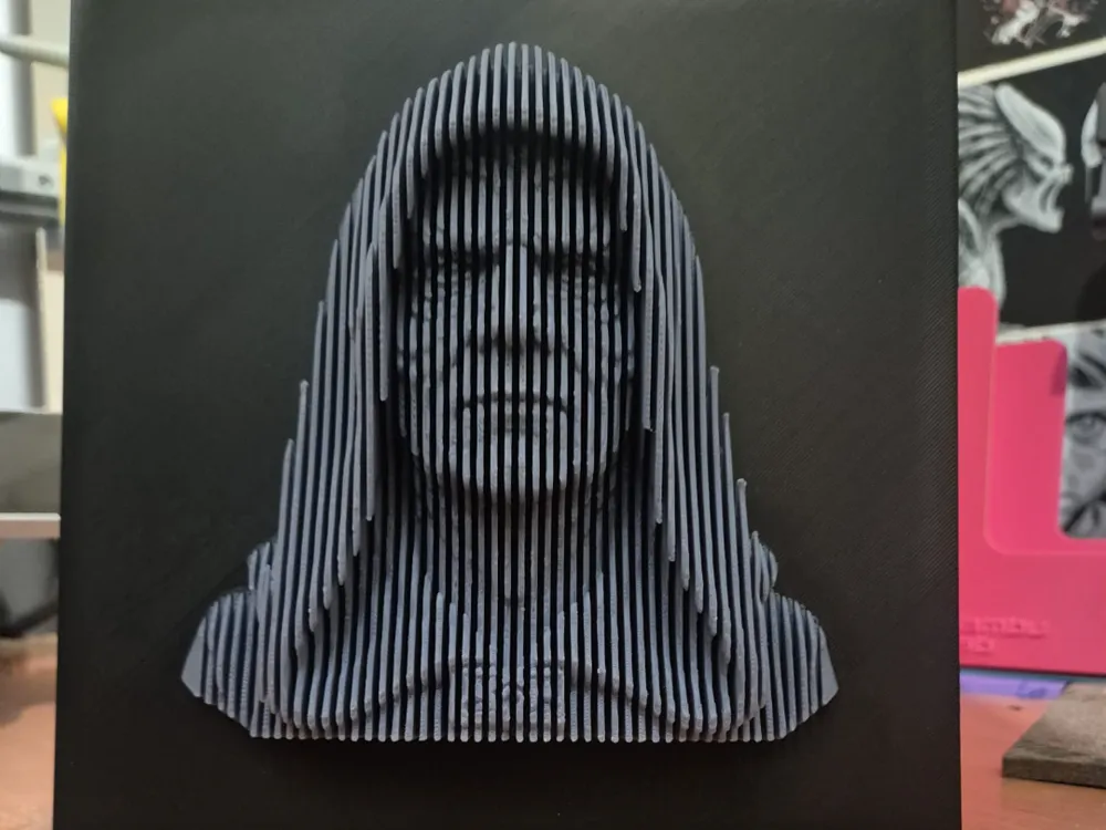 Darth Sidious plate layered by Buntsta HueForge model: Darth Sidious plate layered by Buntsta