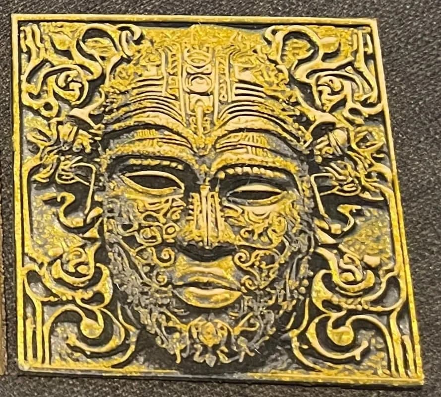 Metal-look Carving - Hueforge Print by cyanidesugar HueForge model: Metal-look Carving - Hueforge Print by cyanidesugar