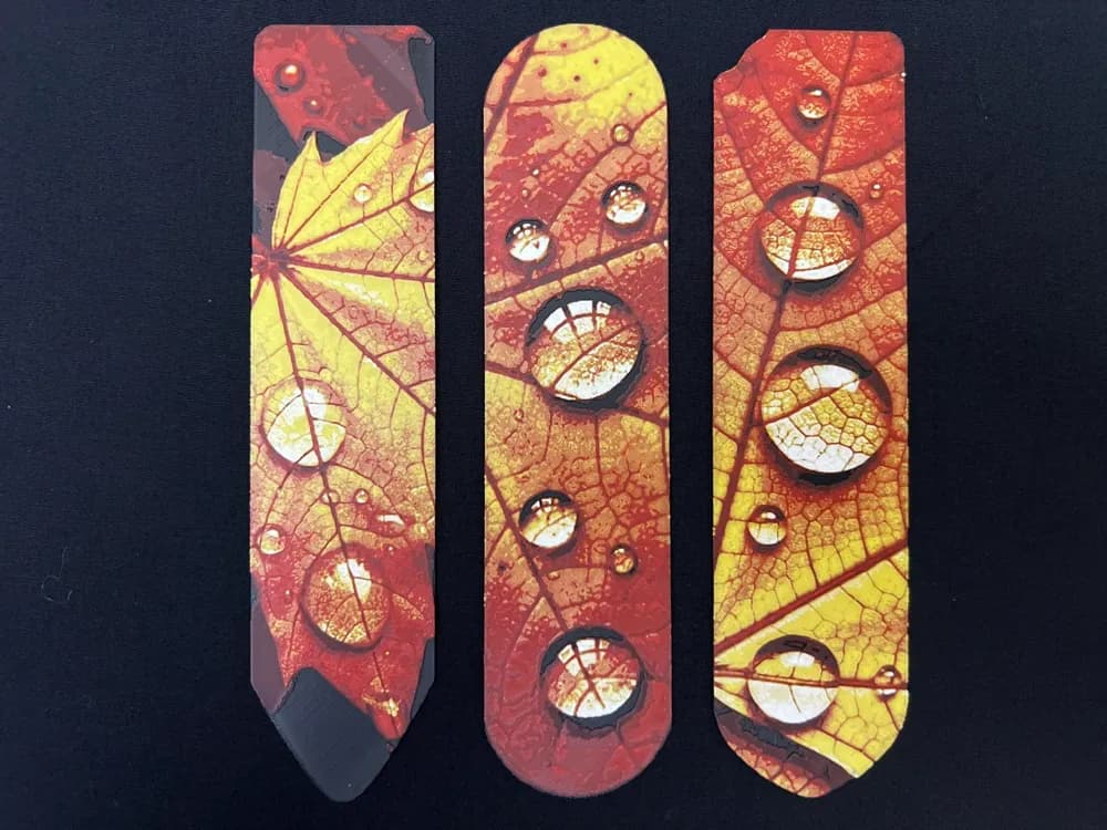 Droplets on Autumn Leaves Bookmark Set by 3djd HueForge model: Droplets on Autumn Leaves Bookmark Set by 3djd