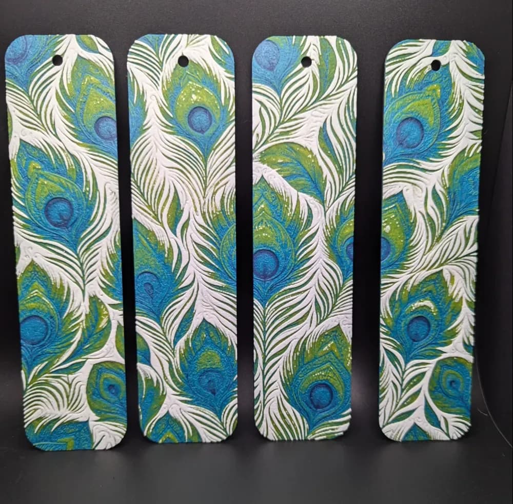 Peacock Feathers Bookmarks by the_bearded_jedi HueForge model: Peacock Feathers Bookmarks by the_bearded_jedi