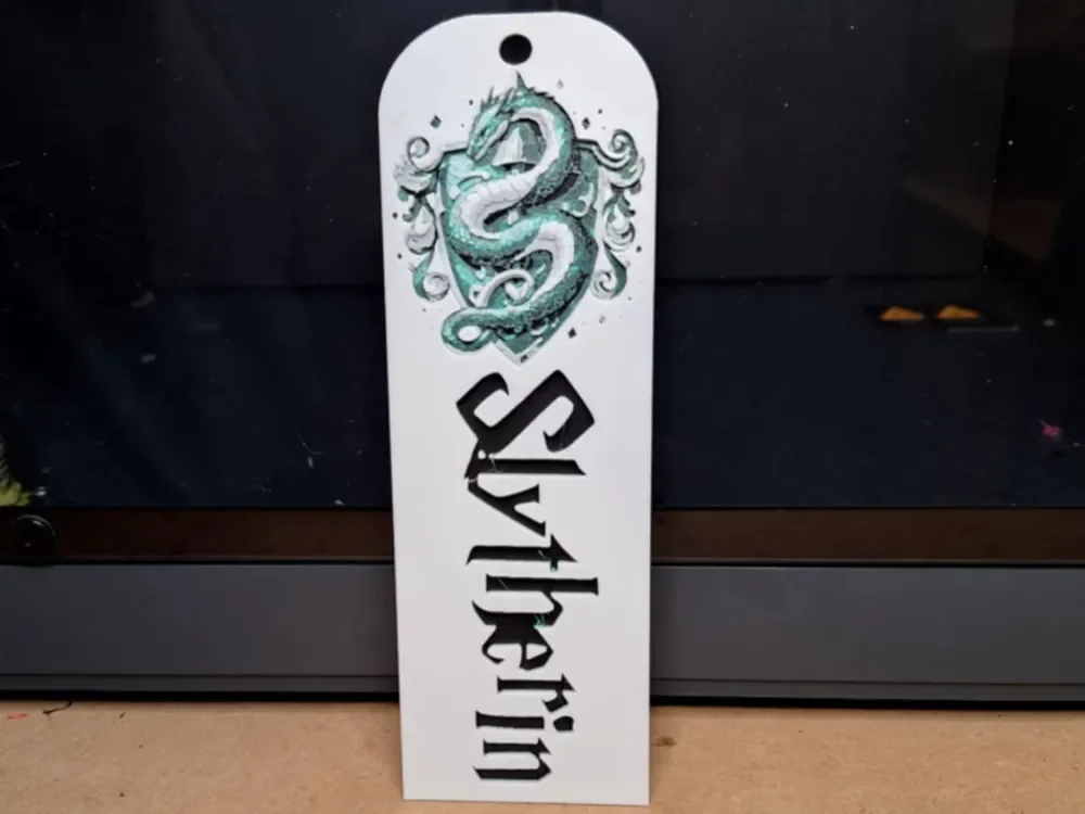 Harry Potter - Slytherin Bookmark by 3dGlow HueForge model: Harry Potter - Slytherin Bookmark by 3dGlow