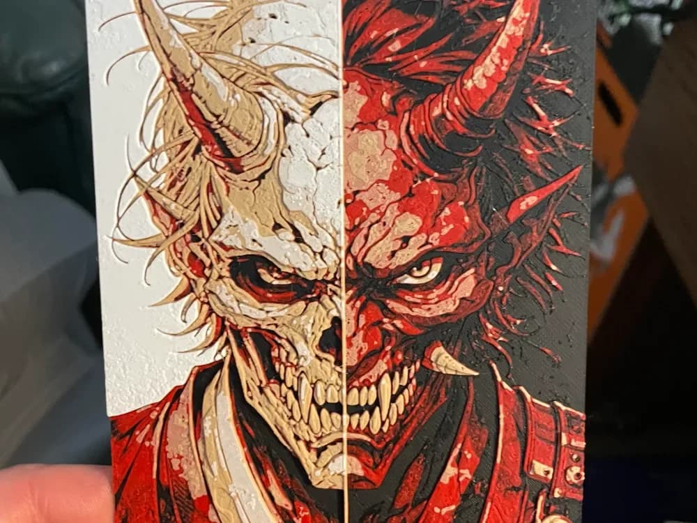 Oni Half/Half V1 Hueforge by Advancedtechworldwide HueForge model: Oni Half/Half V1 Hueforge by Advancedtechworldwide