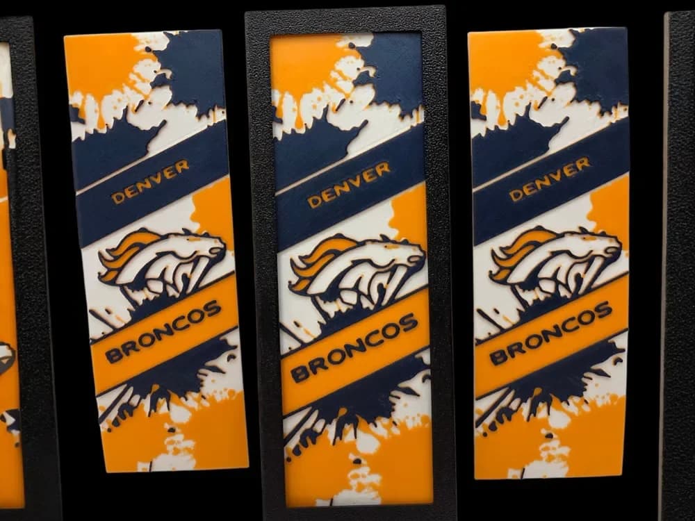 Denver Broncos 50mm x 150mm Bookmark by MythicHue's HueForge model: Denver Broncos 50mm x 150mm Bookmark by MythicHue's