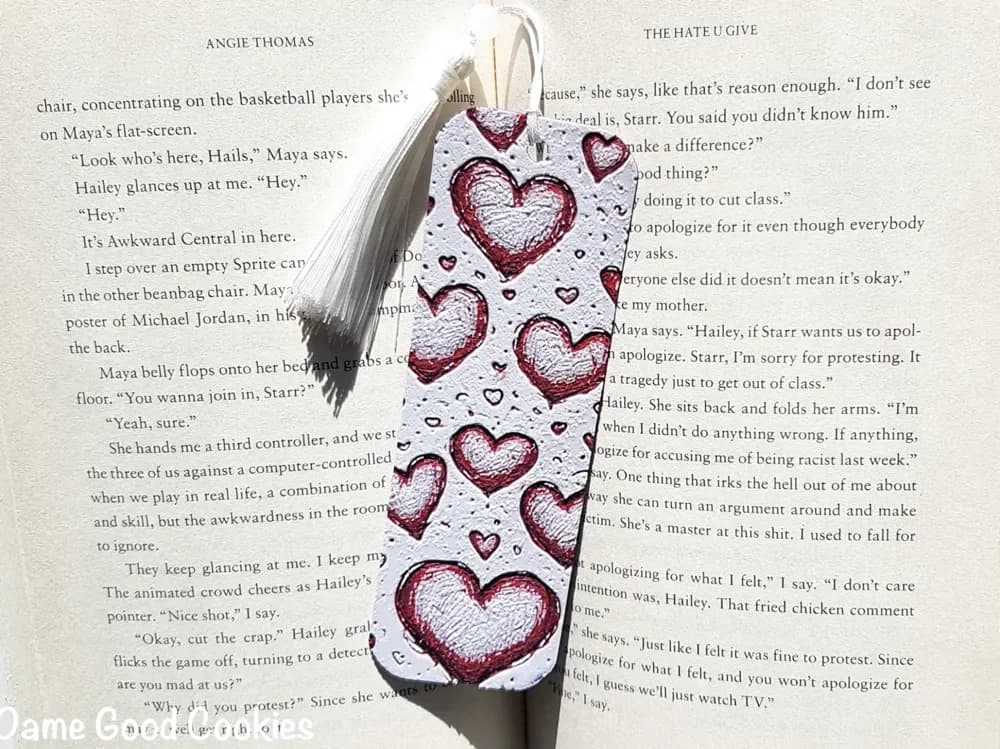 Bookmark, Heart Doodles by Dame Jo HueForge model: Bookmark, Heart Doodles by Dame Jo