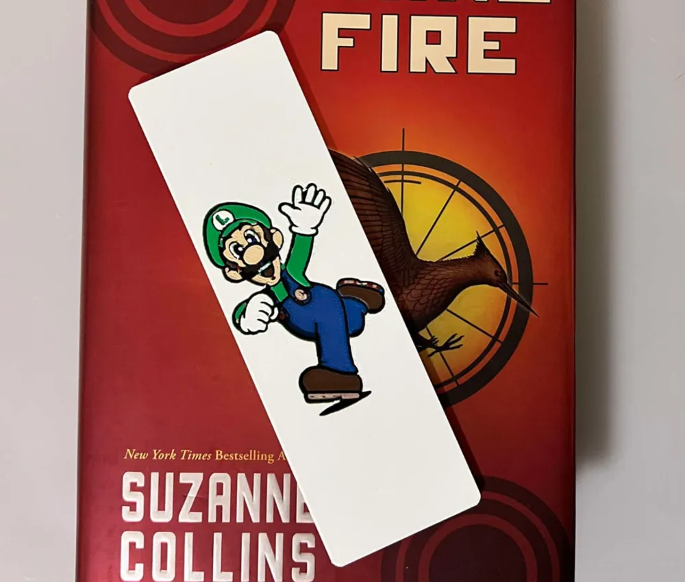 Luigi, Super Mario - Bookmark by 3djd HueForge model: Luigi, Super Mario - Bookmark by 3djd