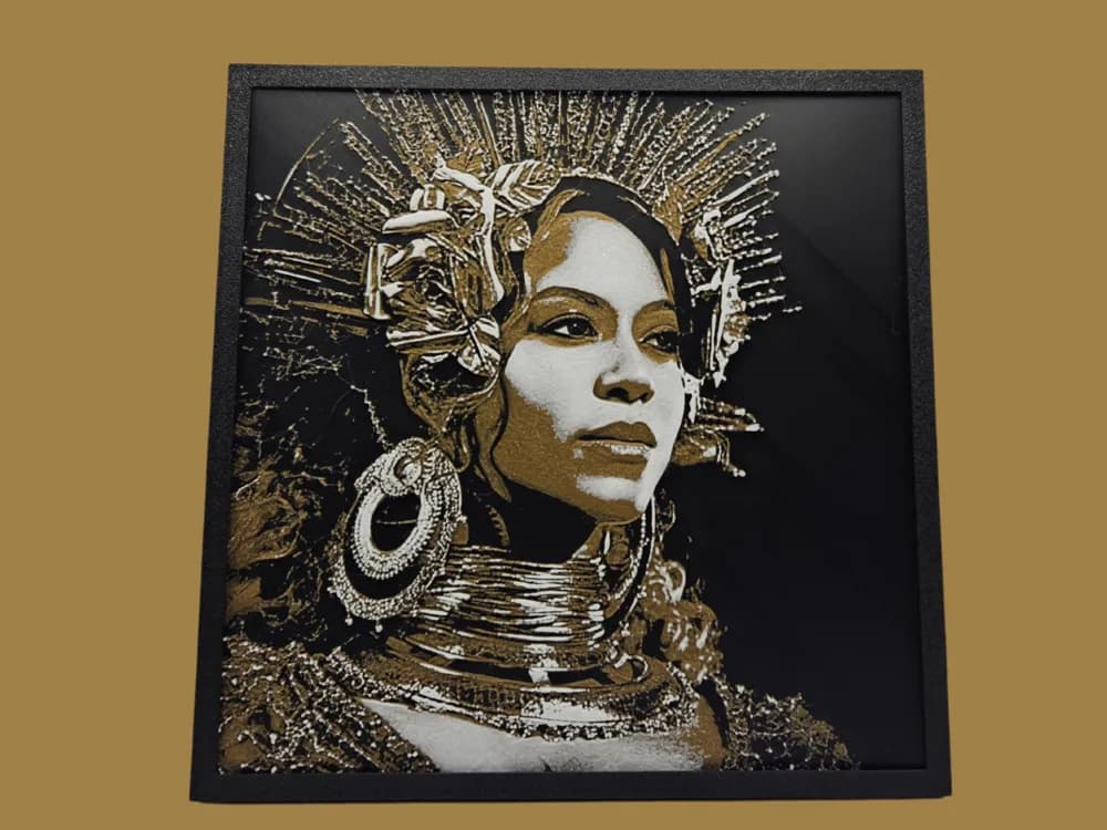 HueForge model: Queen Bey by BusyKikiBee